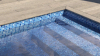 AVfol Decor Antypoślizgowy - Niebieski Mozaika; Szerokość 1,65 m, rolka 1,5 mm, 25 m - Folia basenowa