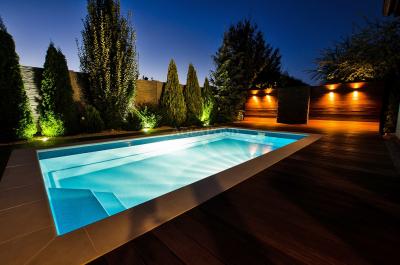 Bazén Compass Pools BRILIANT 74 - 7,6 m - keramický bazén