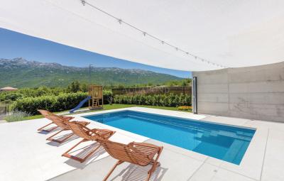 Bazén Compass Pools FUN 80 - 8,0 m - keramický bazén