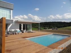 Keramische Pools und Poolabdeckung von Aquapond