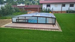 Keramische Pools und Poolabdeckung von Aquapond