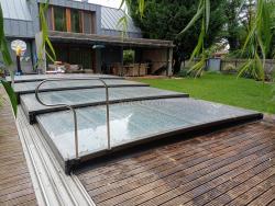 Keramische Pools und Poolabdeckung von Aquapond