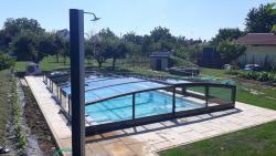 Keramische Pools und Poolabdeckung von Aquapond