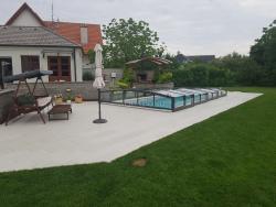 Keramische Pools und Poolabdeckung von Aquapond