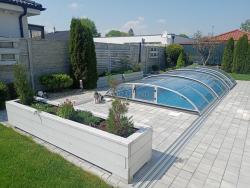 Keramische Pools und Poolabdeckung von Aquapond