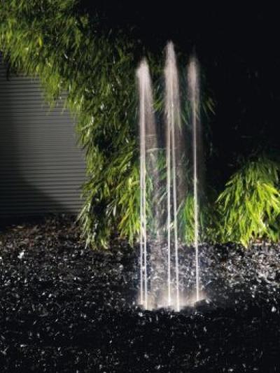 Oase Water Quintet – static light and water attraction