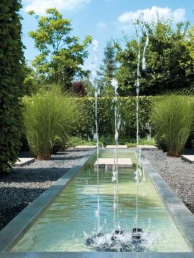 Oase Water Quintet – static light and water attraction