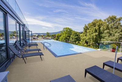ALKORPLAN DECKING SOLID - Pijesak; širina 1,65 m, debljina 2,0 mm, rola 21 m - Obloga za bazen
