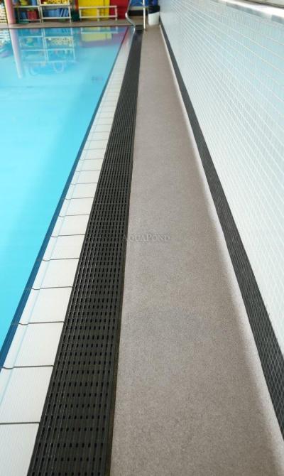 ALKORPLAN DECKING SOLID - Svijetlosiva; širina 1,65 m, debljina 2,0 mm, rola 21 m - Obloga za bazen