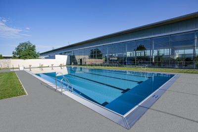 ALKORPLAN DECKING SOLID - Tamno siva; širina 1,65 m, debljina 2,0 mm, rola 21 m - Obloga za bazen