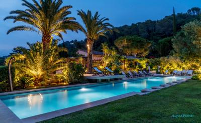 Luce SeaMAID MINI 9 LED RGB colorati, installazione nella bocchetta, per piscine con liner e prefabbricate