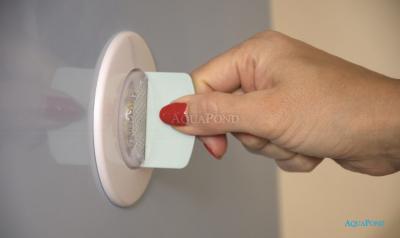 Luce SeaMAID MINI 9 LED RGB colorati, installazione nella bocchetta, per piscine con liner e prefabbricate