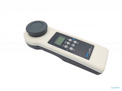 Pool Lab 1.0® - Tester professionale per il controllo dell`acqua per piscine e vasche idromassaggio