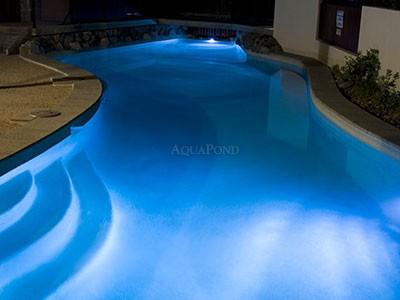 Reflektor LED Astralpool LumiPlus Design, zimne białe światło 32 W - 12 V AC, biały, do basenów foliowych, prefabrykowanych i betonowych