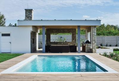 Piscină Compass Pools XL-TRAINER 110FB - 11 m, fund drept - piscină ceramică