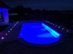 Bazén Compass Pools XL JAVA 114 - 11,4 m - keramický bazén