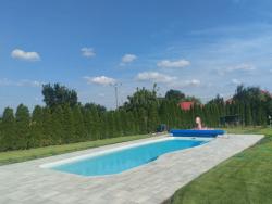 Bazén Compass Pools RIVERINA 106 - 10,6 m - keramický bazén