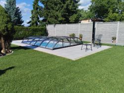 Prestrešenie Azure Flat Kompakt pre bazén Compasspools Aqua Nova 53, realizácia Aquapond