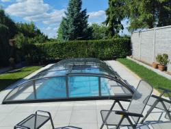 Prestrešenie Azure Flat Kompakt pre bazén Compasspools Aqua Nova 53, realizácia Aquapond