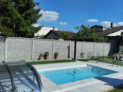 Prestrešenie Azure Flat Kompakt pre bazén Compasspools Aqua Nova 53, realizácia Aquapond