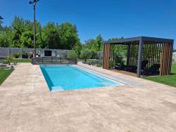 Bazén Compasspools Fun 100, realizácia Aquapond