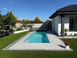 Bazén Compasspools Classic 73, realizácia Aquapond