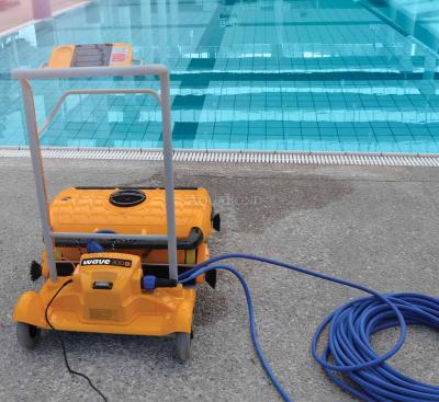 Maytronics Dolphin Wave 300 XL - bazenski sesalnik
